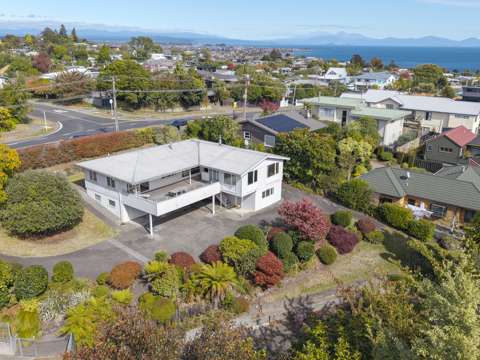 Hilltop 4房  Endless Potential on approx 3,096sqm