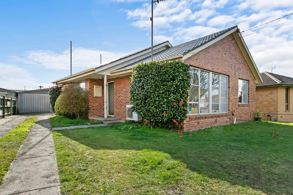 21 Fraser Crescent, Churchill, VIC 3842