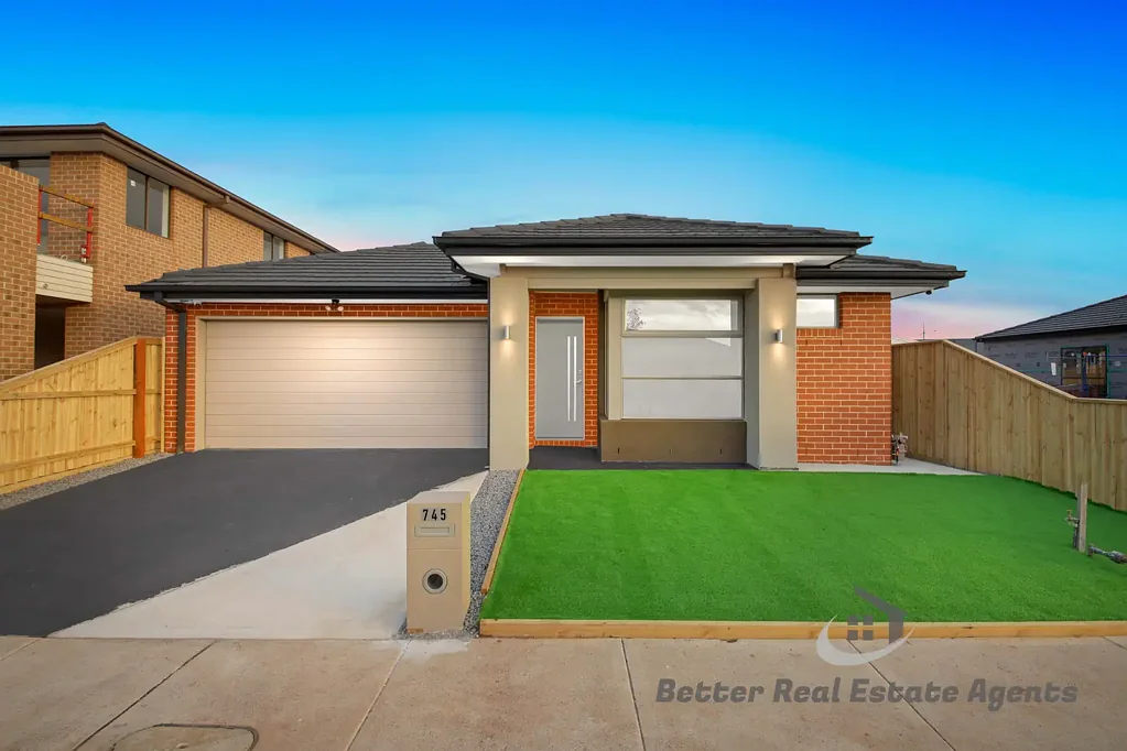 Deanside 4 Bedroom Brand New Exquisite Family Home in Deanside: Convenient and Stylish Living