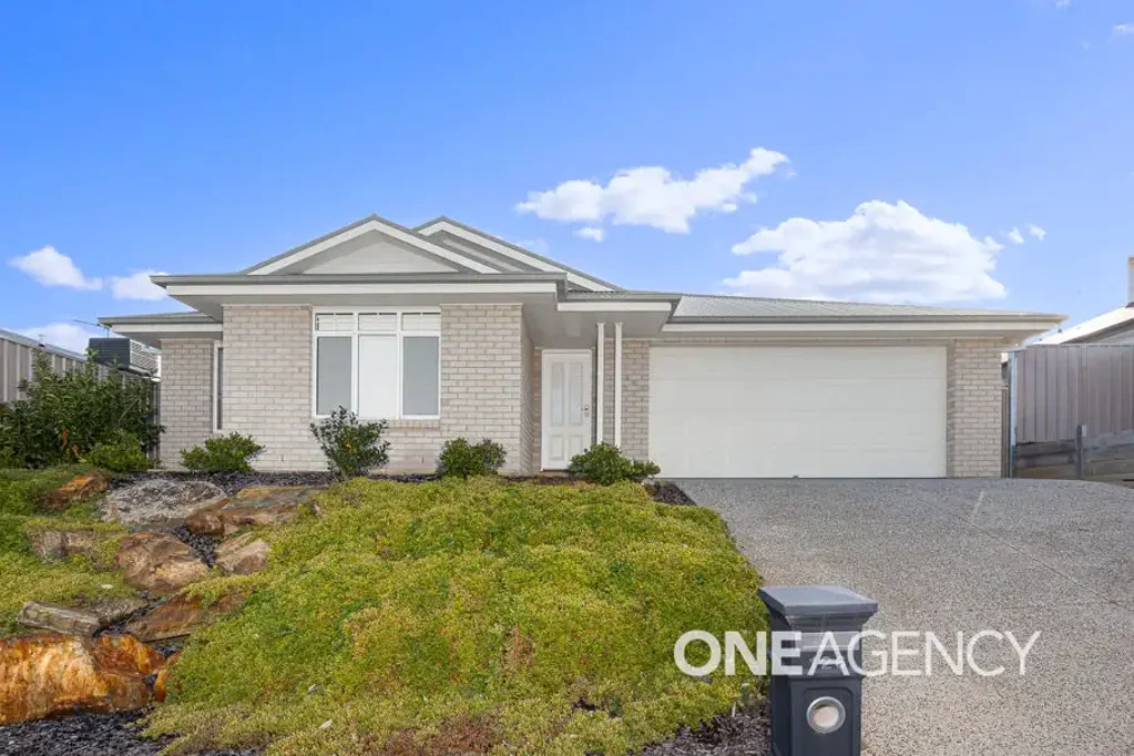 126 COPPABELLA DRIVE, Gobbagombalin, NSW 2650