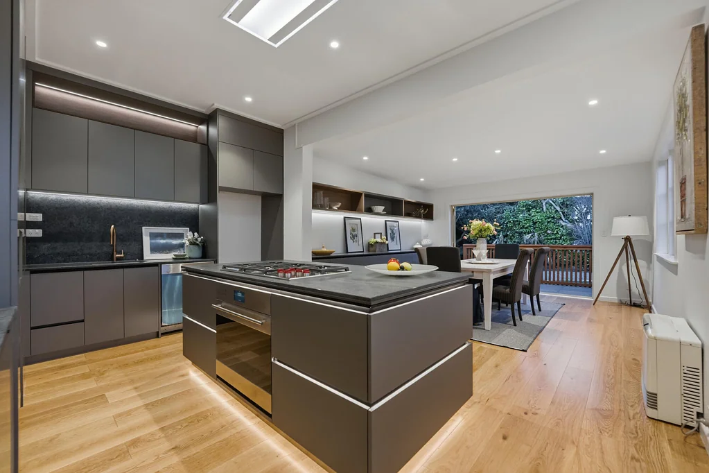 Mount Eden 4chambre Prime Mt Eden Opportunity - Auction Postponed!