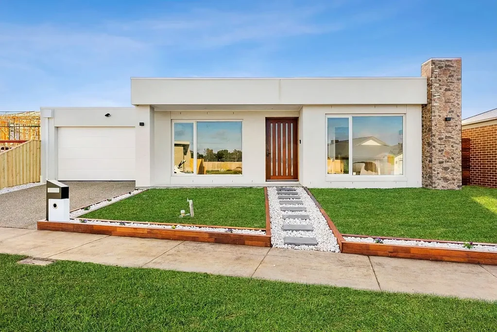 Fully Furnished | Lifestyle, Space & Sophistication in a Prime Coastal Setting