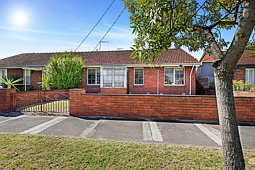 9 Dunstan Parade, Port Melbourne