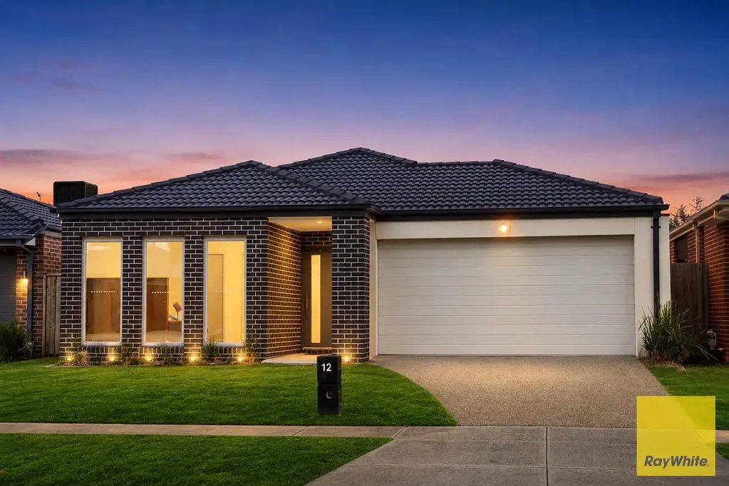 Point Cook 4 Slaapkamer Stylish Family Living in the Heart of Saltwater Estate