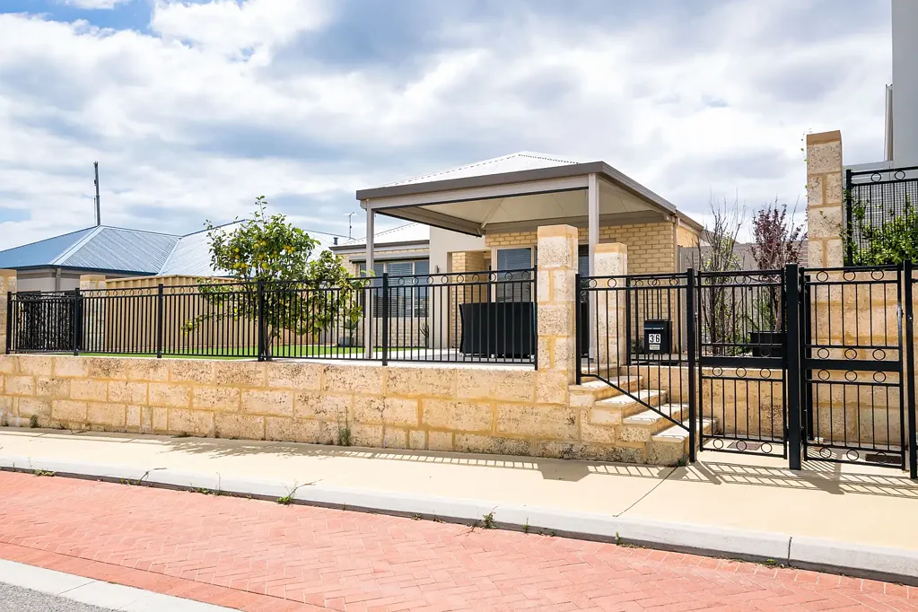 36 Anguilla Gardens, Iluka, WA 6028