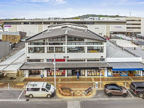 Pukekohe  Modern quality, office suite