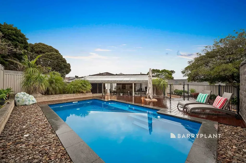 11 Feldspar Court, Narre Warren, VIC 3805