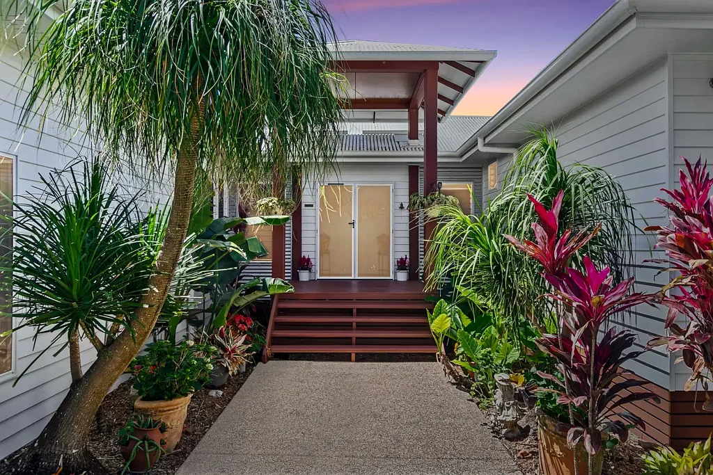 Urangan 5침실 BIG SPACE, SECURE LOCK UP & LEAVE ESTATE, BRING THE BOAT AND CARAVAN!