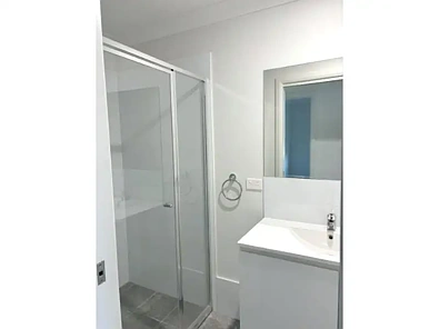 2 & 2a Stratford Avenue, Thornton, NSW 2322, 6 Schlafzimmer, 3 Badezimmer, Apartment