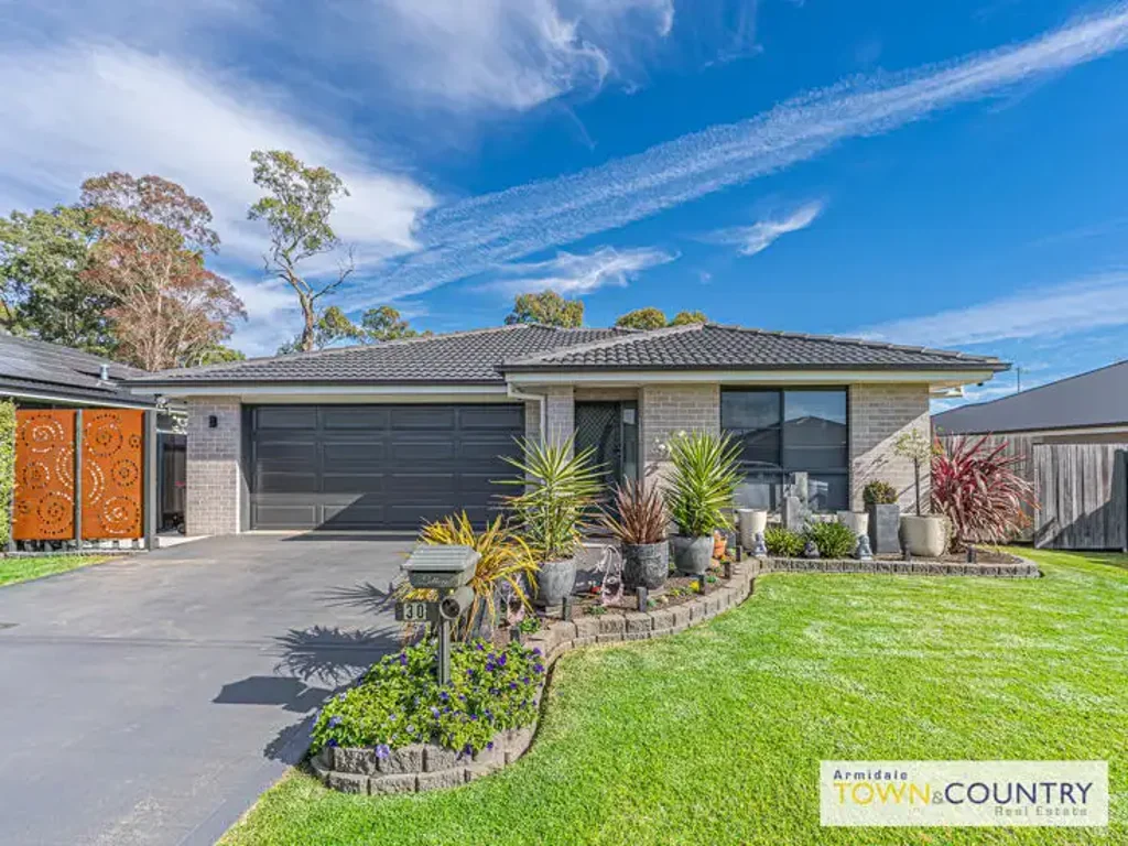30 Sunrise Crescent, Armidale, NSW 2350