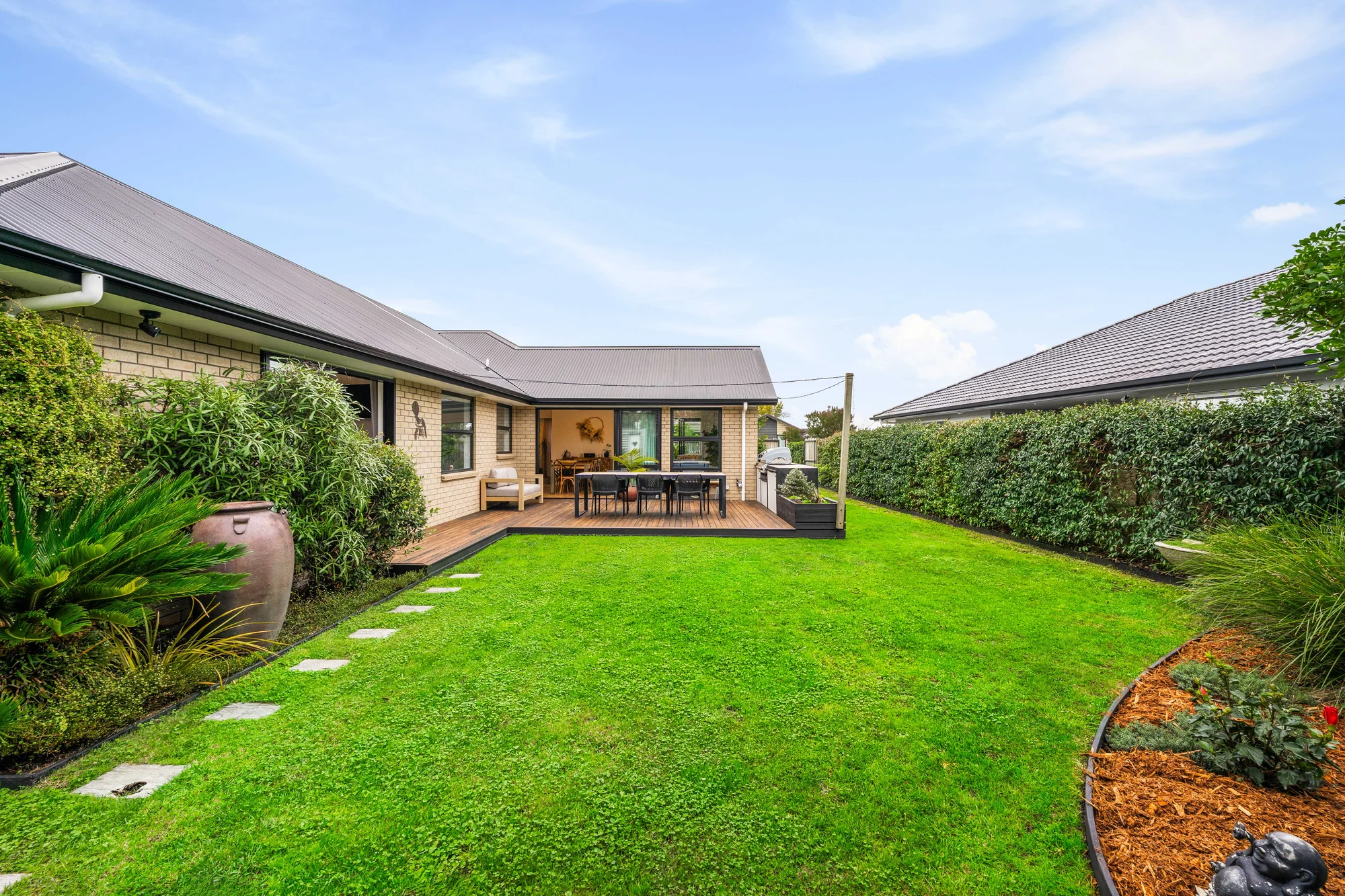 Kumeu 4Zimmer Your Search Ends Here | Moments to School & Park