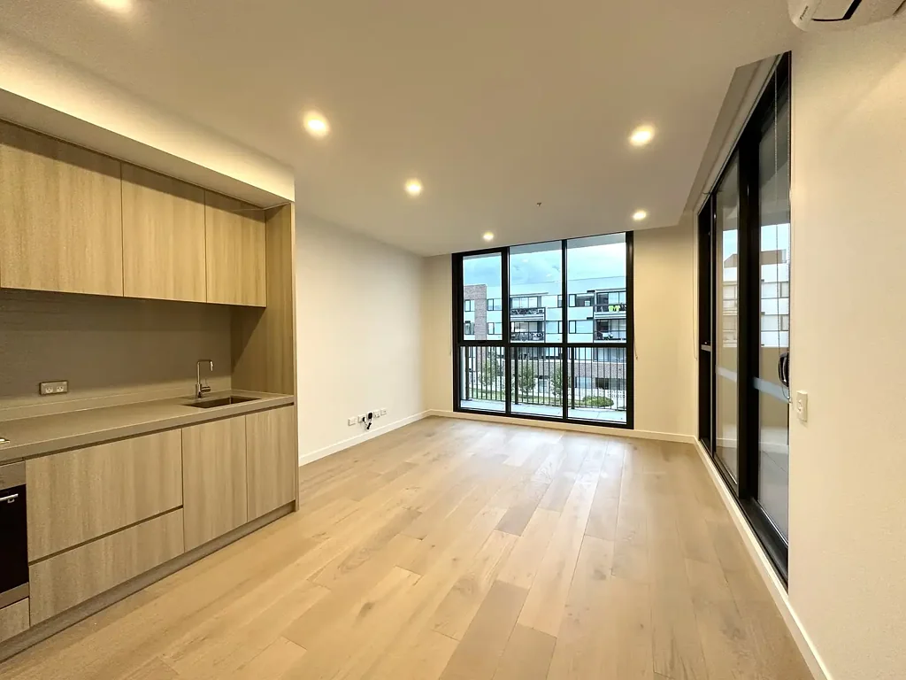 Sophisticated, Contemporary Living in Clayton South