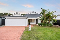 13 Wacona Way, Secret Harbour