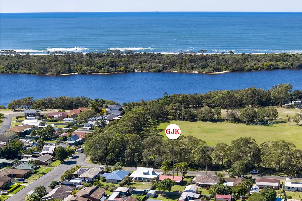 Stuarts Point 3 Bedroom Affordable Home Right On the Coast