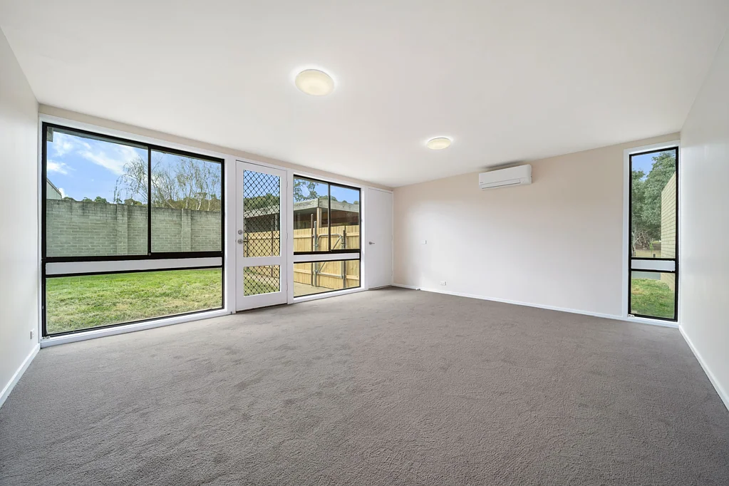 37 Chirnside Circuit, Kambah, ACT 2902