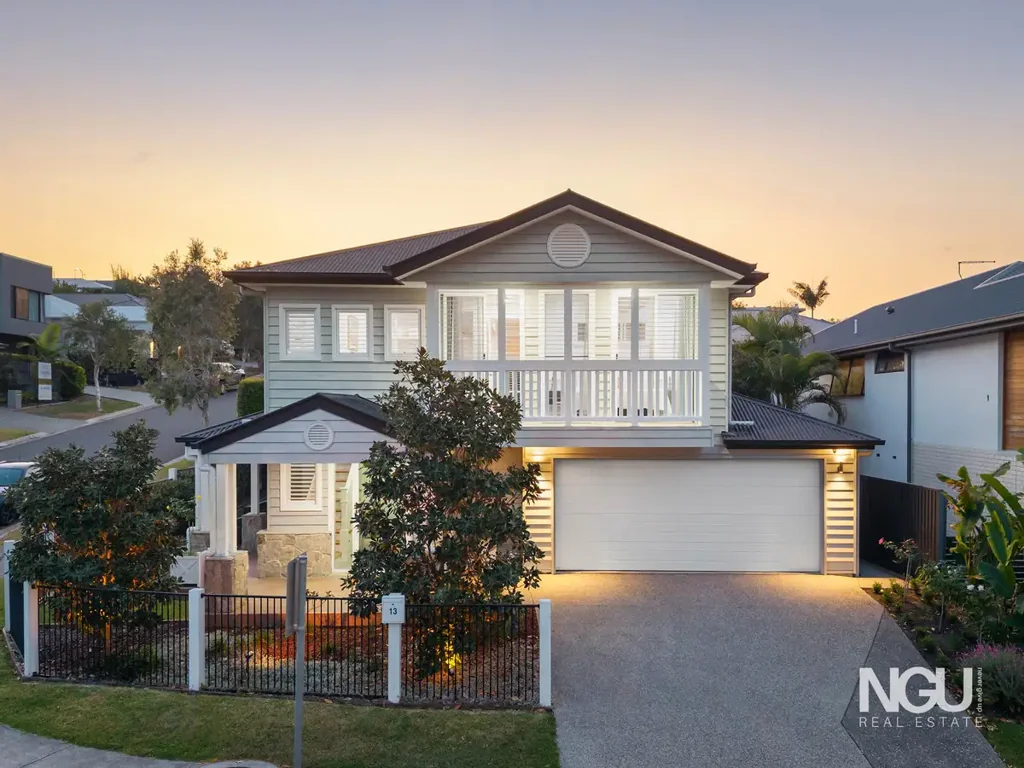 13 New York Way, Spring Mountain, QLD 4300