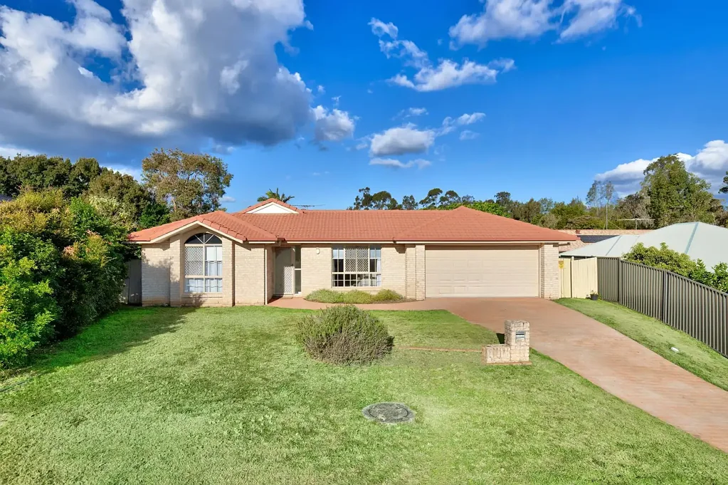 5 Coorong Place, Parkinson, QLD 4115