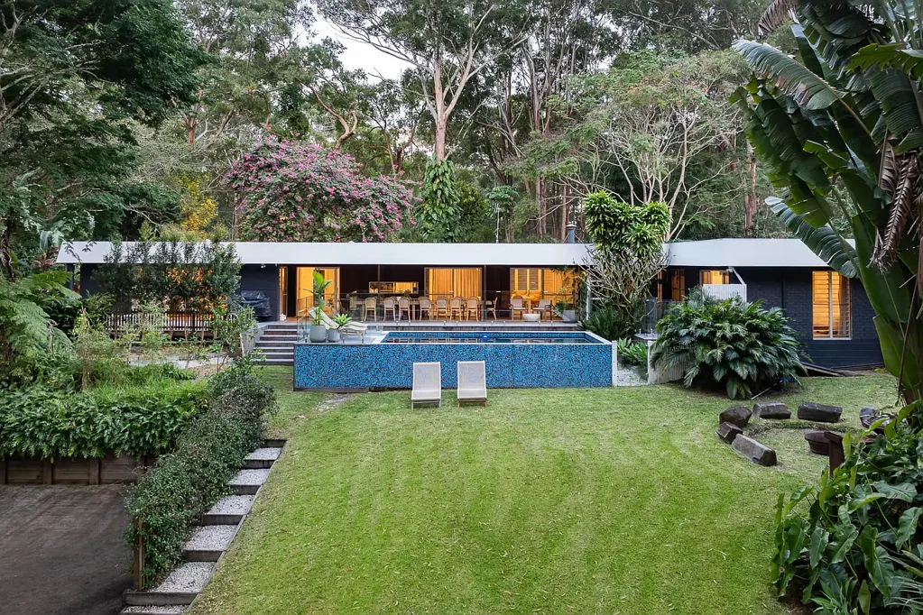 Retreat style living in Doonan