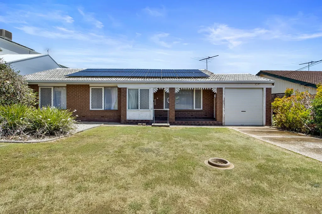 9 Gilbert Road, Christies Beach, SA 5165