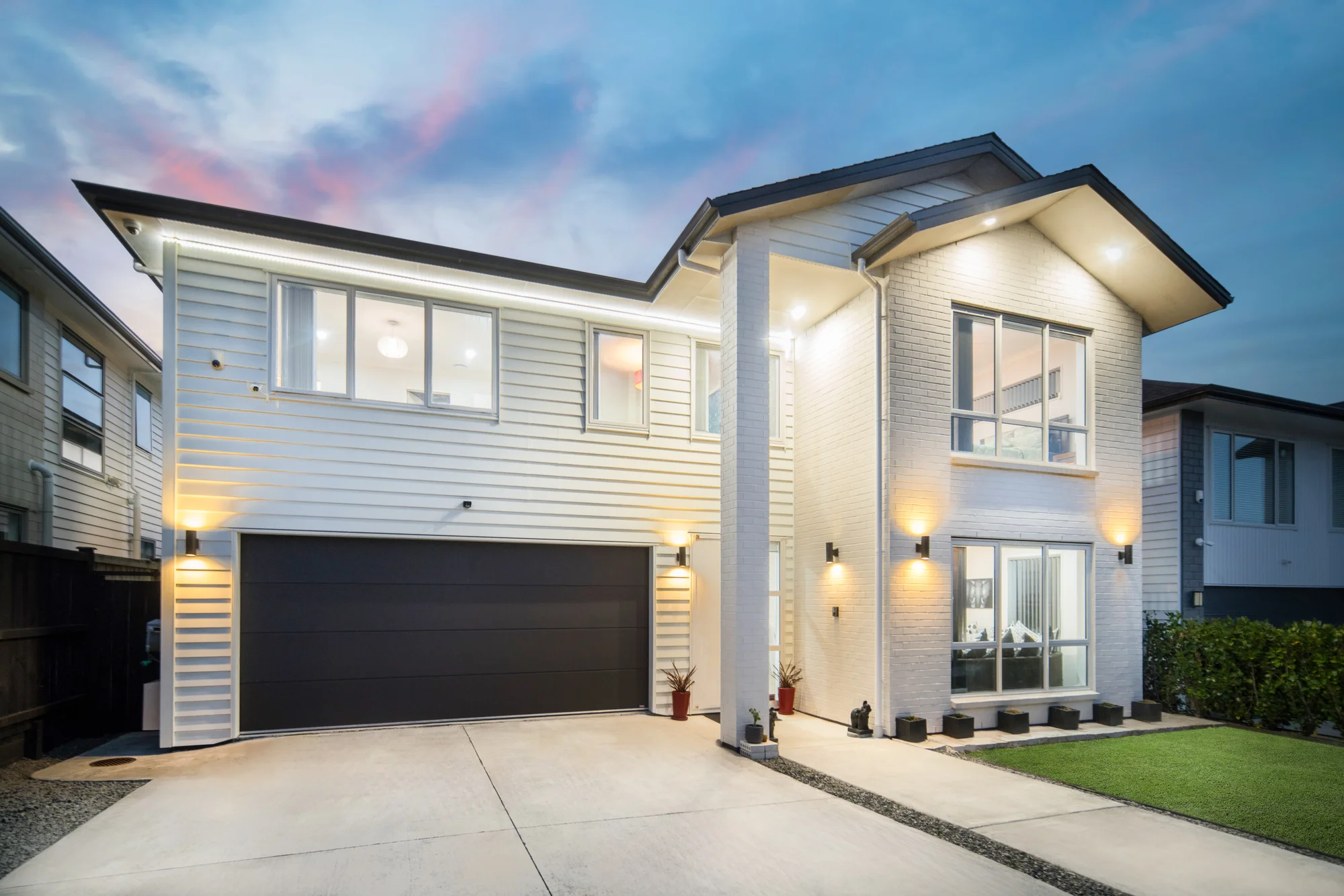 Flat Bush 6ਬੈੱਡਰੂਮ Luxury, Space & Opportunity - Vendor Says Sell!