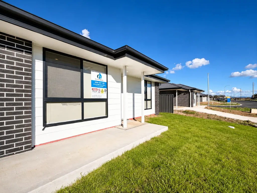 Welcome to your new home at 1/5 Bond Street, West Tamworth