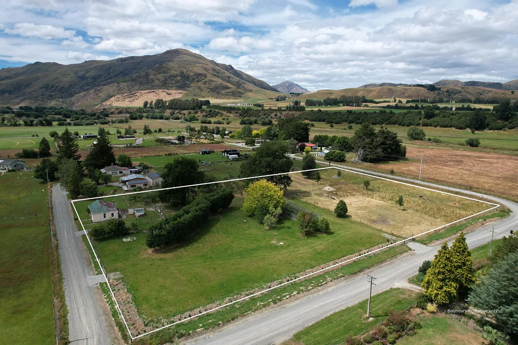 Athol UNDER CONTRACT