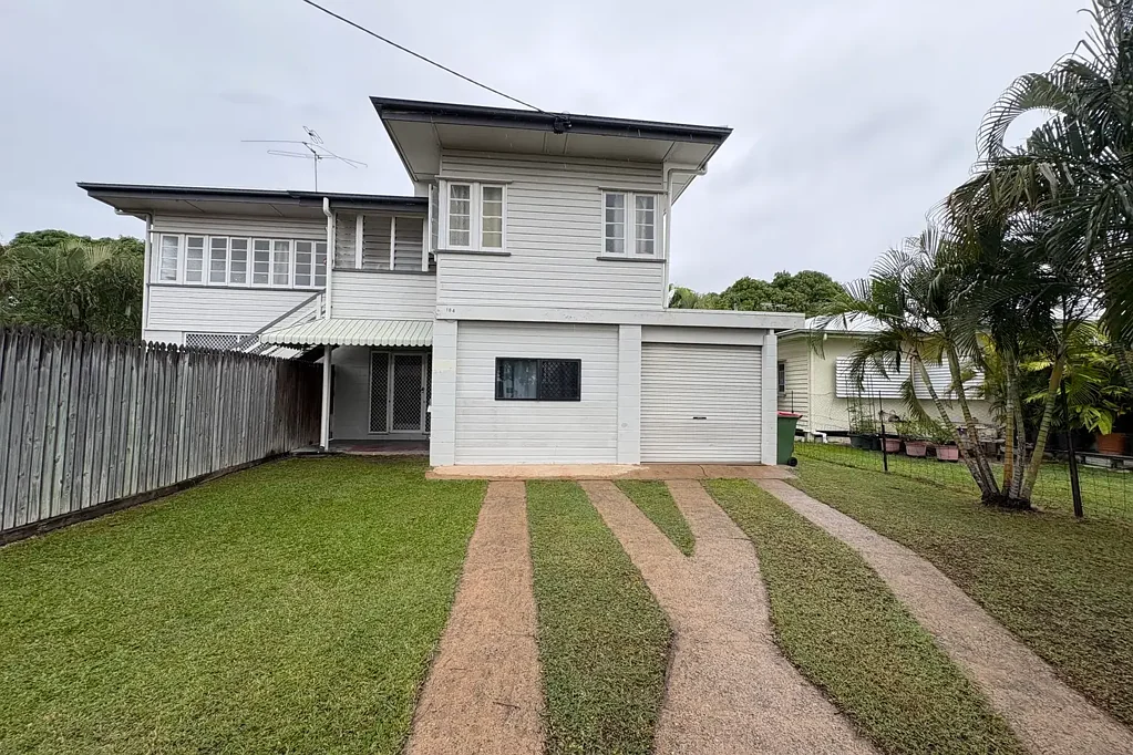 Duplex in Currajong!