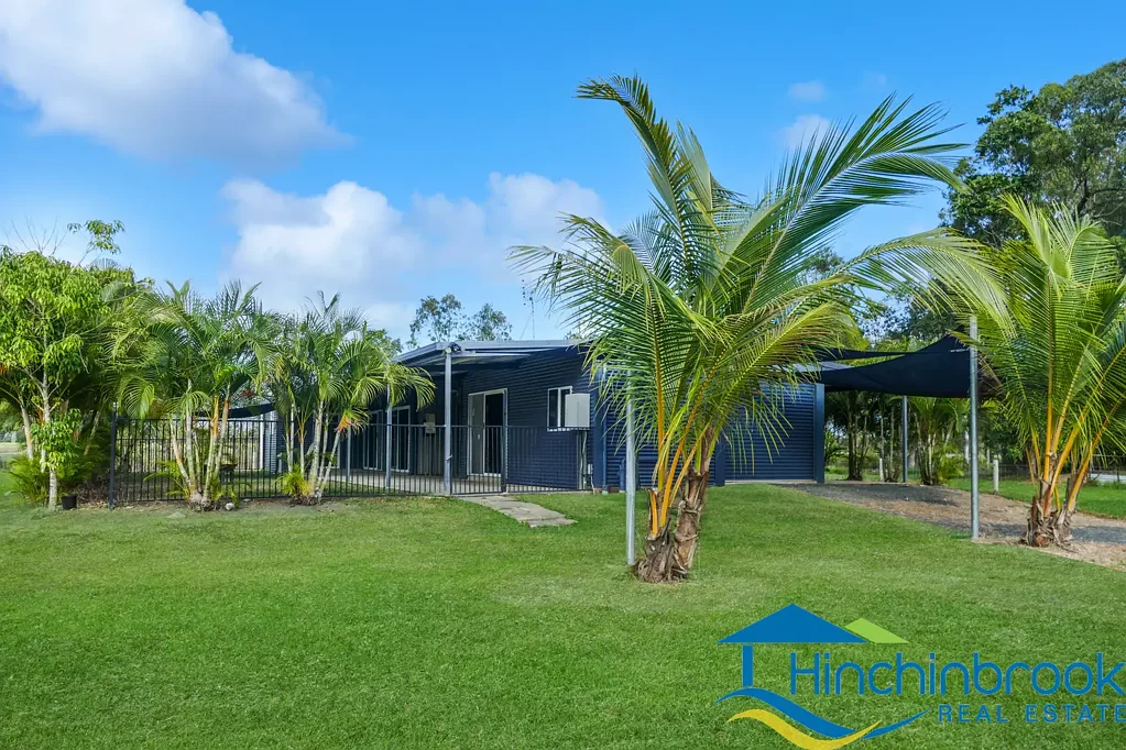 Carruchan 3ਬੈੱਡਰੂਮ Charming three-bedroom colourbond home