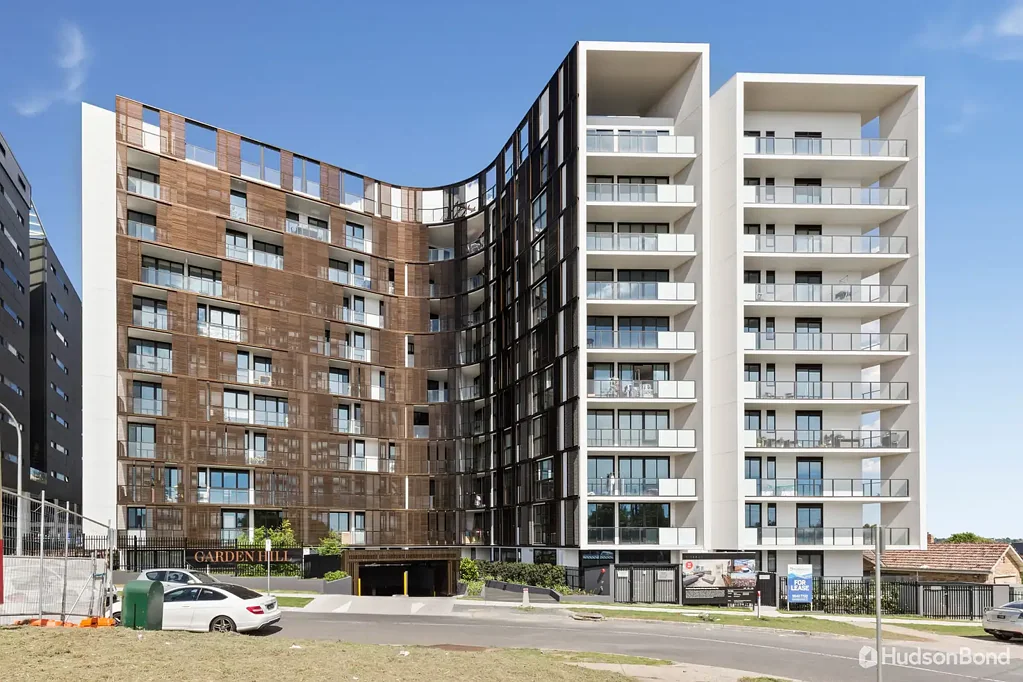 Doncaster 2ਬੈੱਡਰੂਮ Stylish Sixth-Floor Apartment with City Views and Premium Amenities