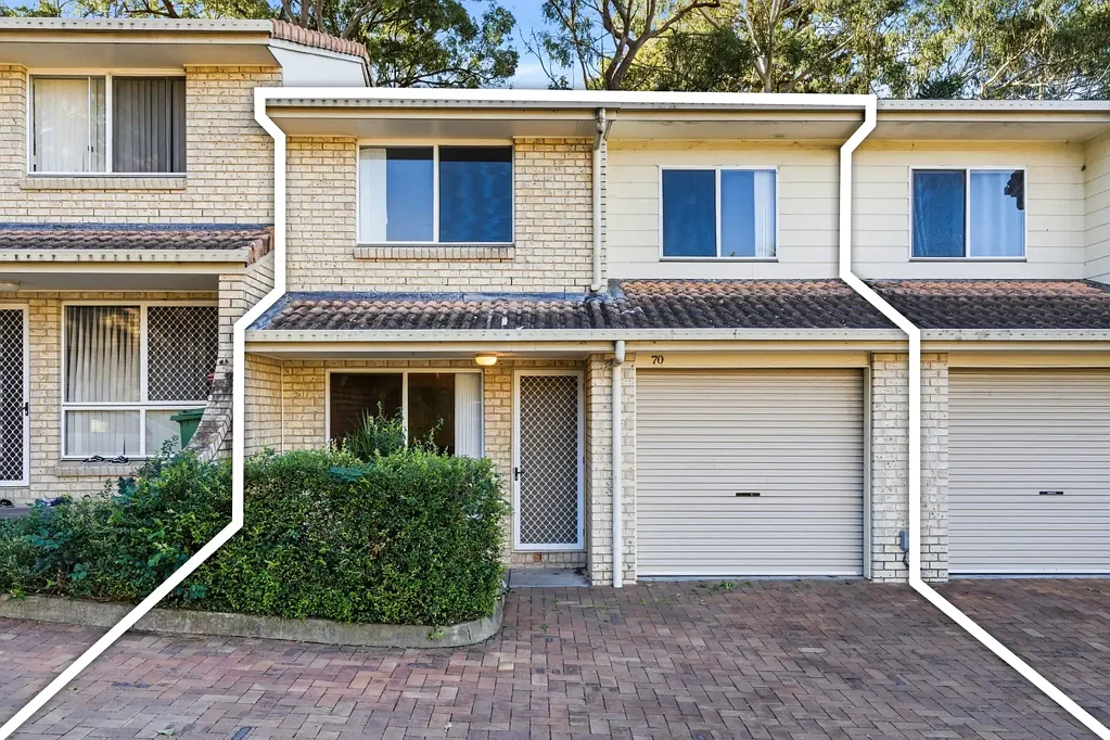 Woodridge 3Moenga READY TO MOVE IN!