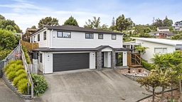 33b Atkinson Road, Titirangi