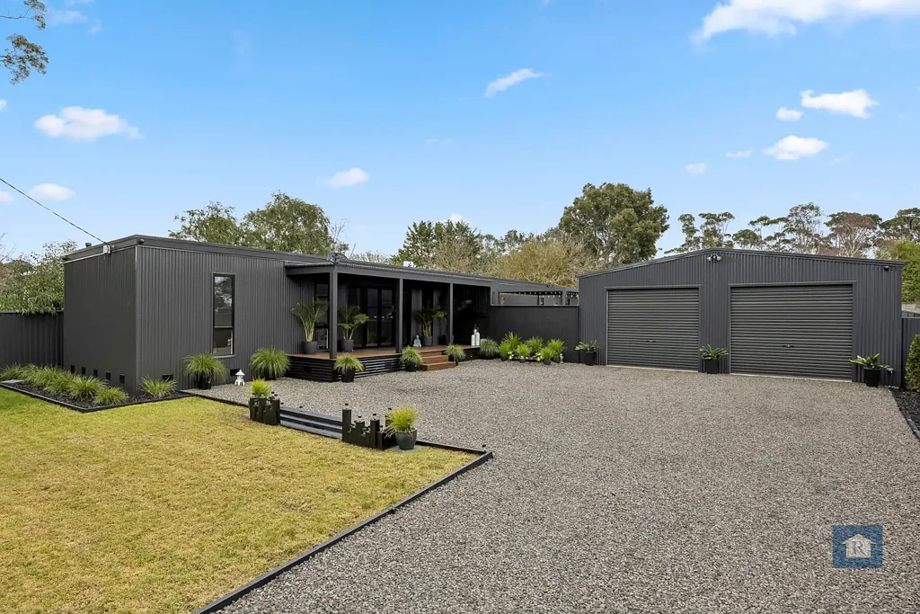 Lismore 3房  Where Style, Space & Lifestyle Unite…