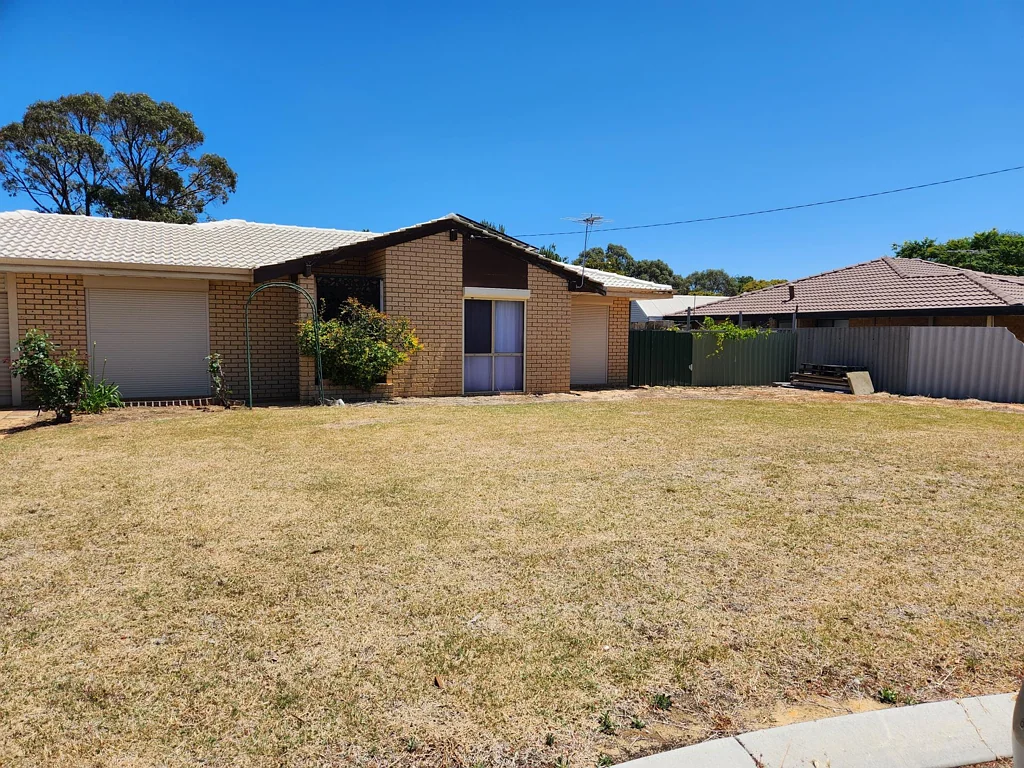 9 Mangowine Close, Heathridge, WA 6027