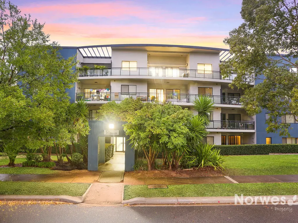 Kellyville Ridge 2침실 Top-Floor Tranquility with Urban Convenience