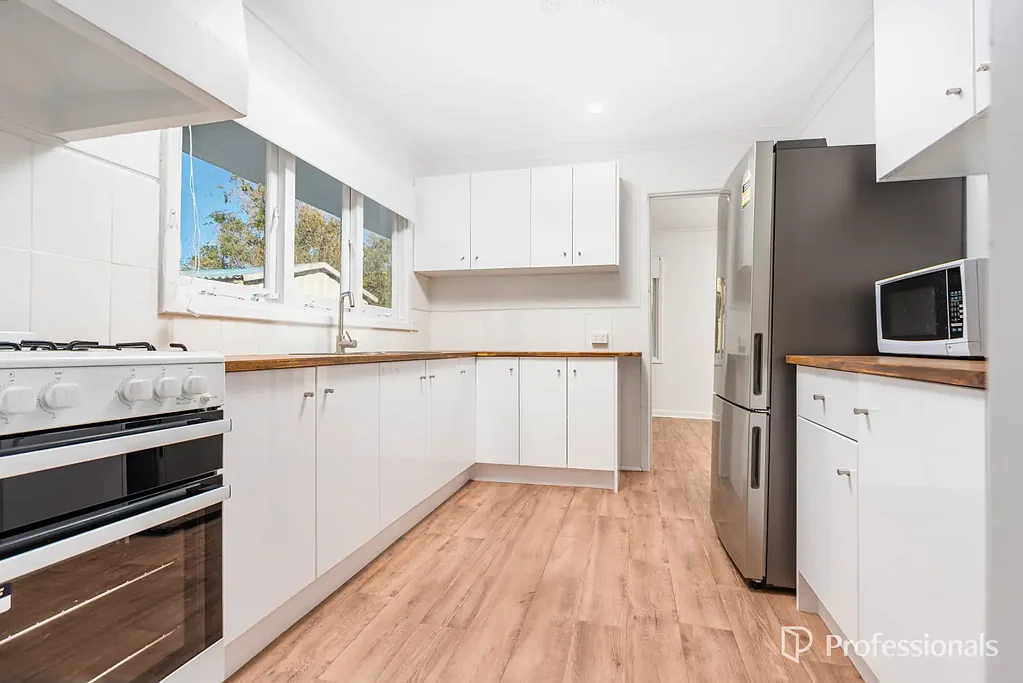 23 Abelia Street, Rangeway, WA 6530