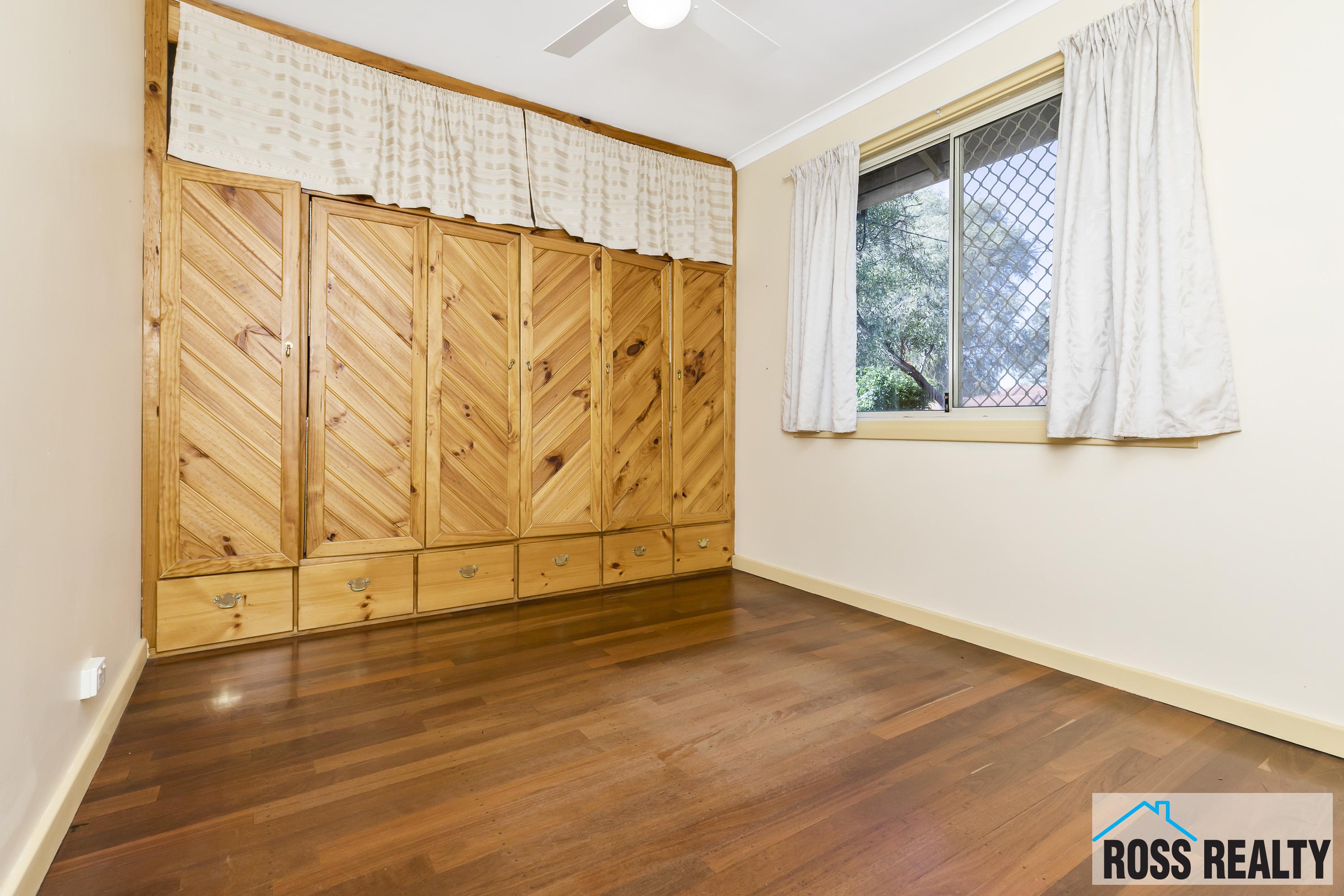 8 BRADLEY WAY, LOCKRIDGE WA 6054, 0部屋, 0バスルーム, House