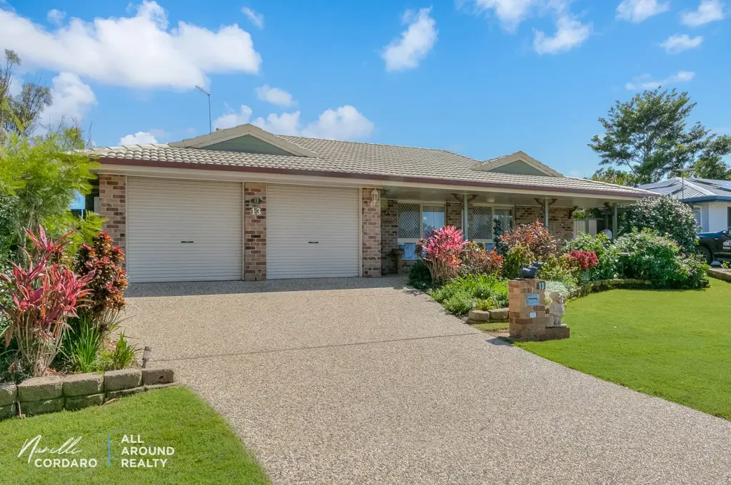 Caboolture South 3房 翻新主卧套房 步入式衣帽间 宽敞娱乐区 高地微风 公园景观 步行便利 TRANQUIL LIVING WITH PARKLAND OUTLOOK - A HIDDEN GEM