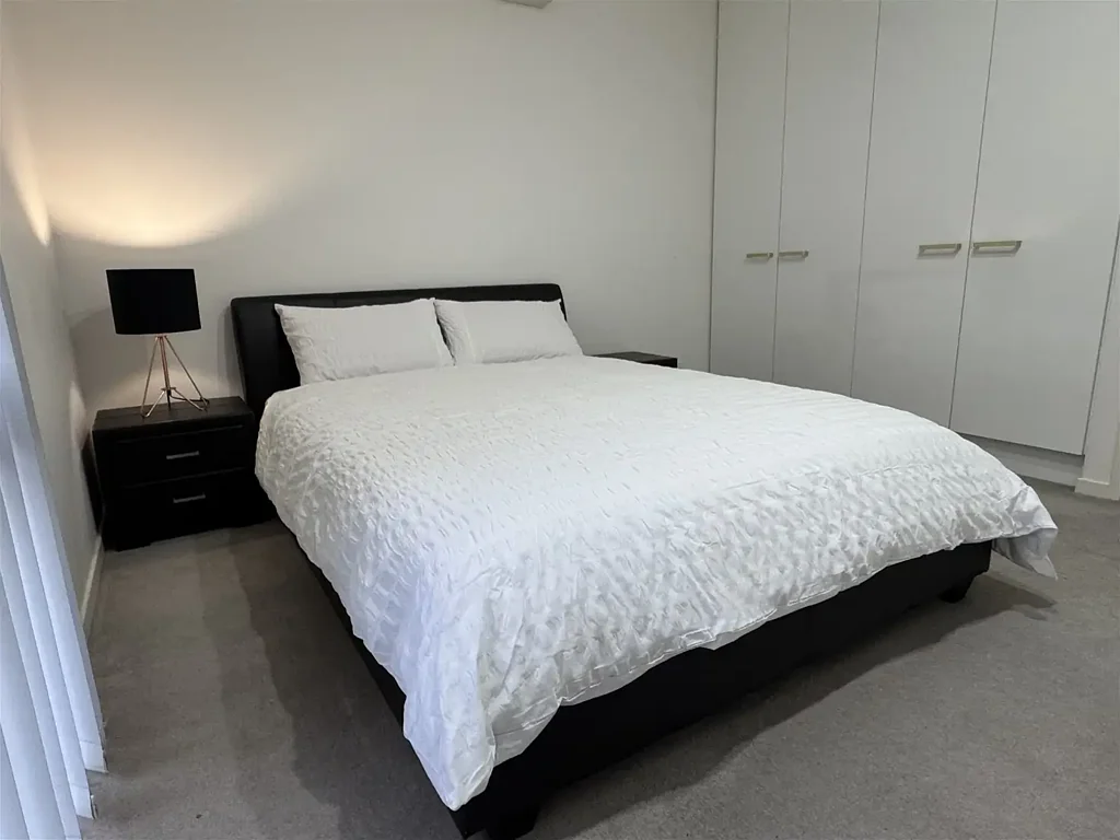 LUXURIOUS APARMENT , FULLY FURNISHED IN Parramatta