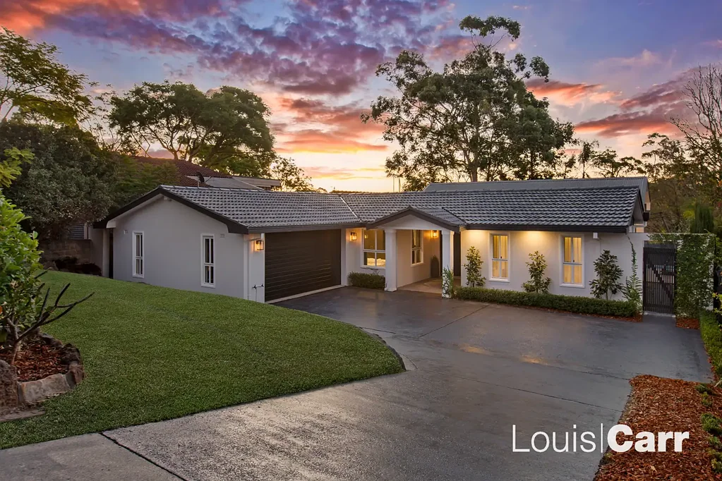 West Pennant Hills 4침실 Style & Substance:  Turnkey Family Entertainer Zoned Murray Farm + In-Law Accommodation