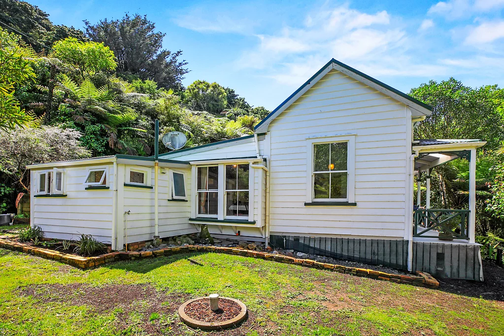 11 Moresby Street, Karangahake, Hauraki, Waikato