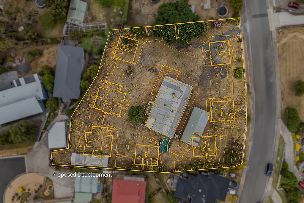 Glenorchy 5 Bedroom 3180m2 Development site with character 5 bedroom home