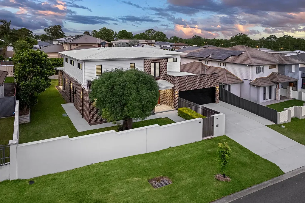 15 Cassia Street, Bridgeman Downs, QLD 4035