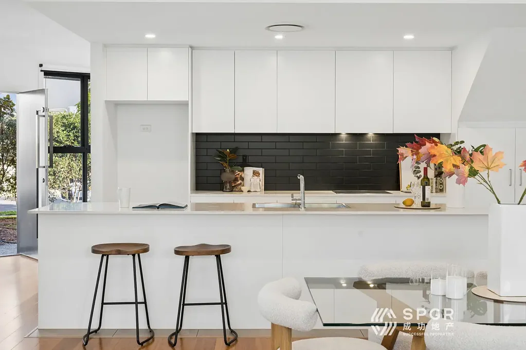 Rouse Hill 3ห้องนอน Builder Showcase Home with Light-Filled Interiors and Modern Family Comfort