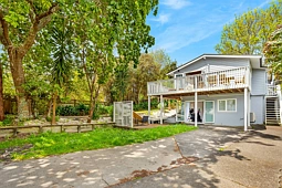Flat 1/6a Sunnynook Road, Sunnynook