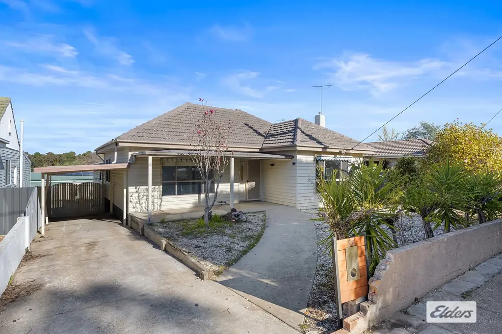Ararat 3 Bedroom Desired West-End Living Opportunity – Renovate & Reap the Rewards