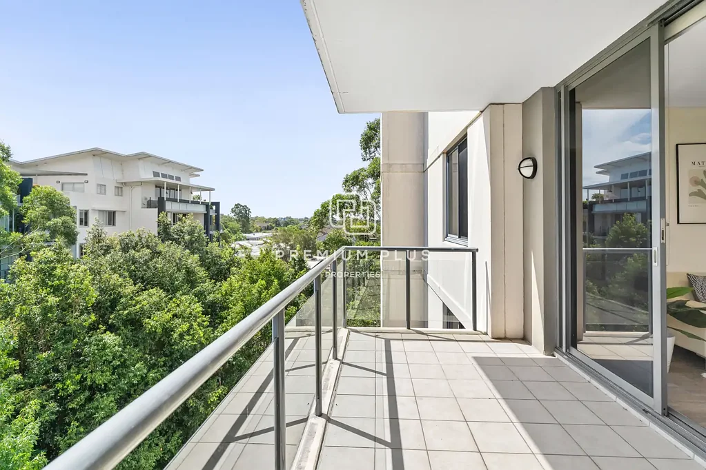FURNISHED Stylish 2-Bedroom Apartment in 'Orara Gardens' with Premium Location