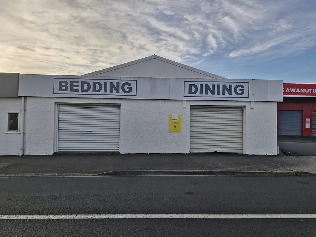 Te Awamutu  Need storage space for cars?