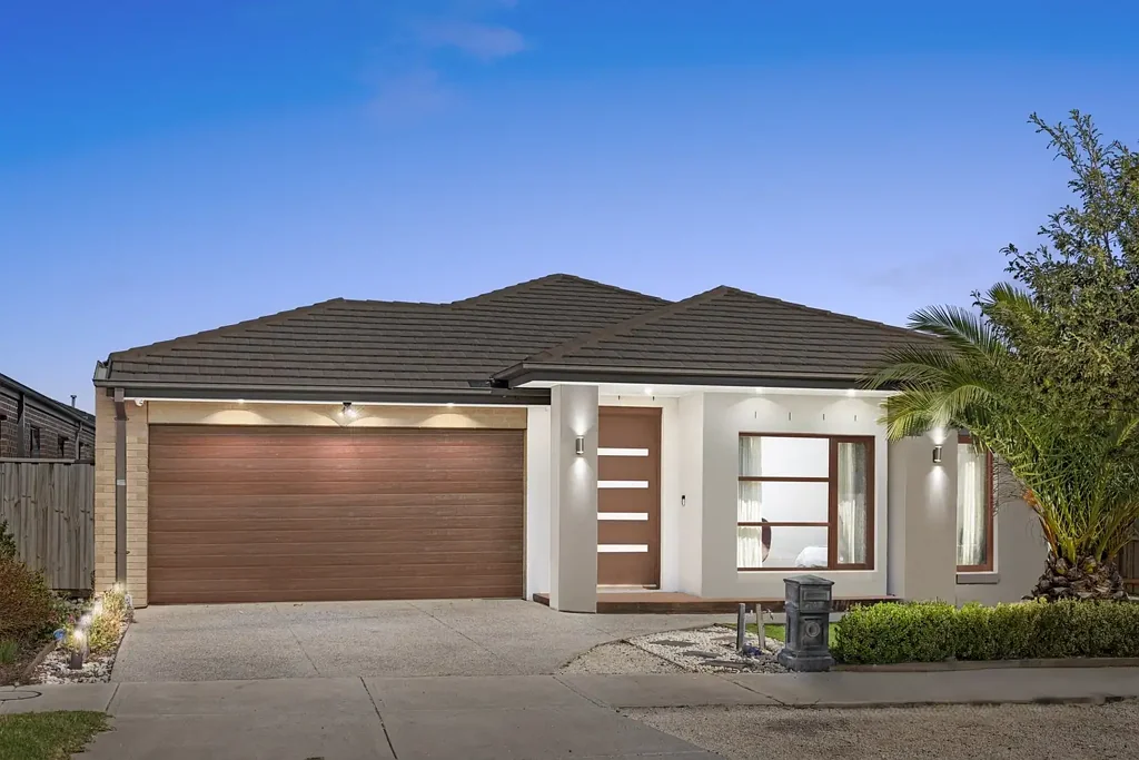 74 Spearmint Boulevard, Manor Lakes, VIC 3024