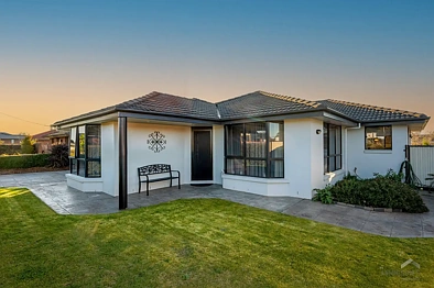 Westbury 3Kwarto Stylish Home on King Street