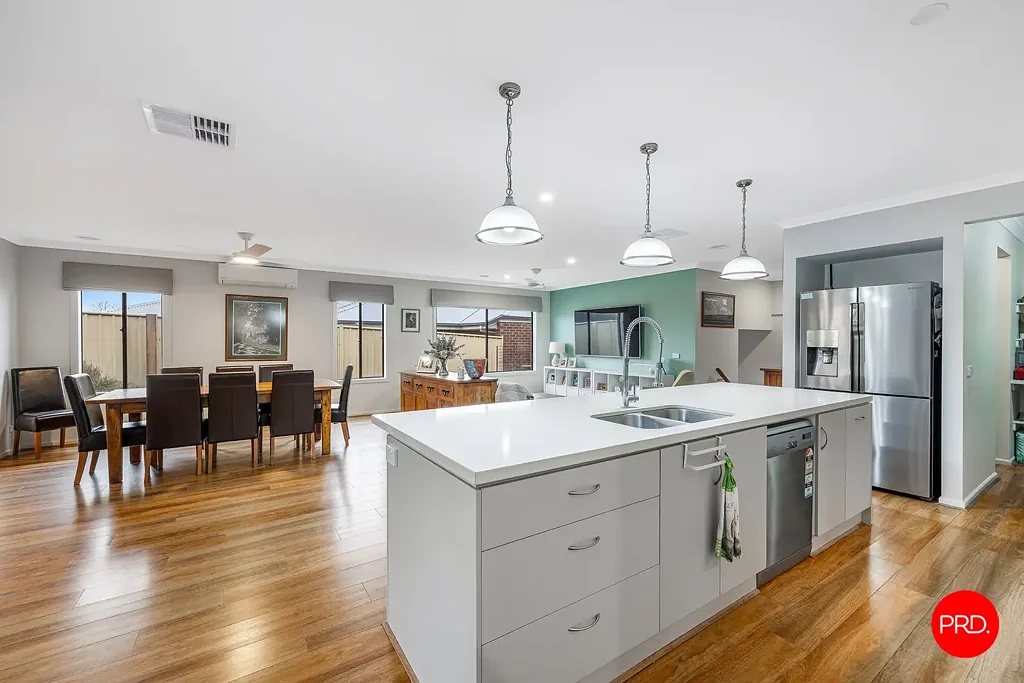 Kyneton 4 Bedroom Expansive Family Living in Quiet Kyneton Court
